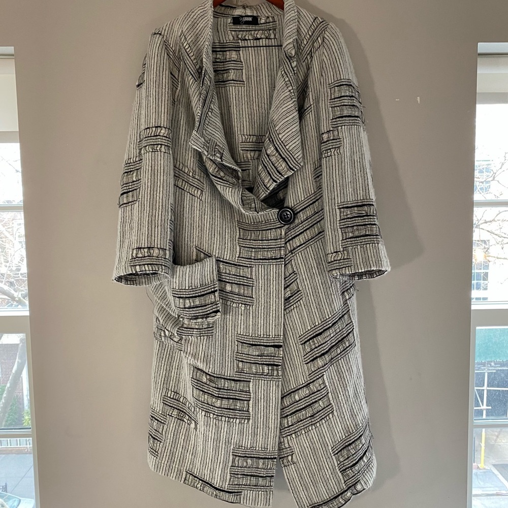 Long Jacket - Knitted - Textured Detail - L
